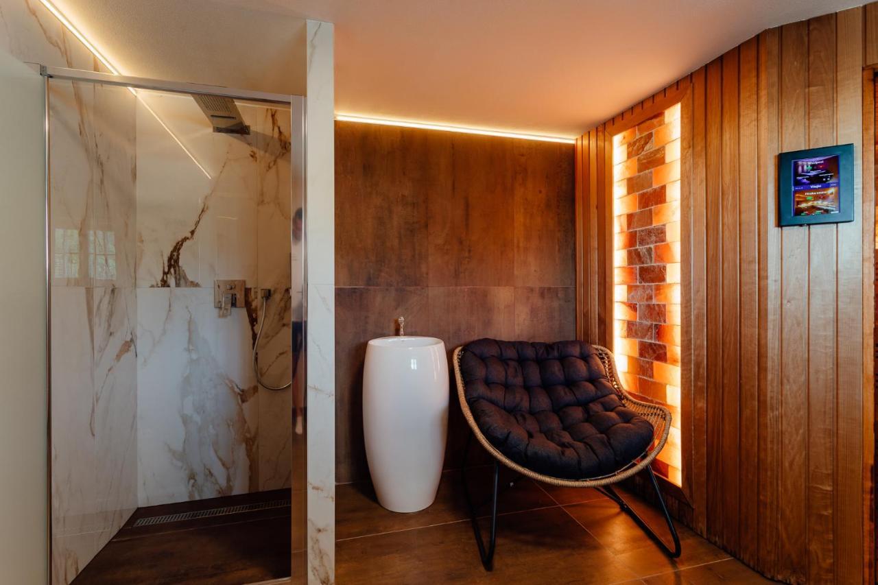 Vila Cornelia Banská Štiavnica Exteriör bild